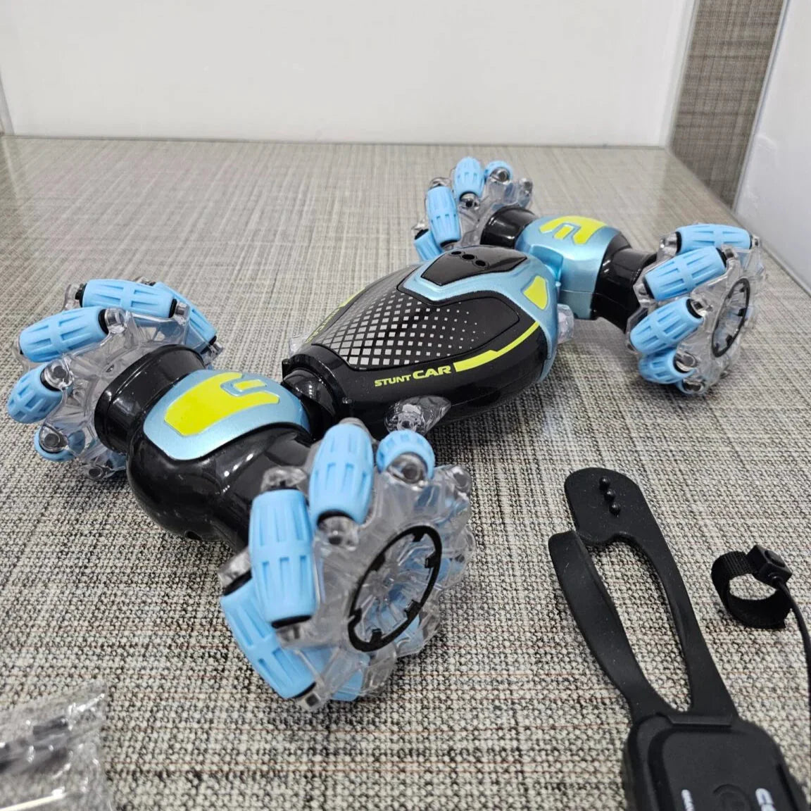 Transform Stunt Car 2.4G R.C Control 360° Rotate – Creative Center | Golu Baby