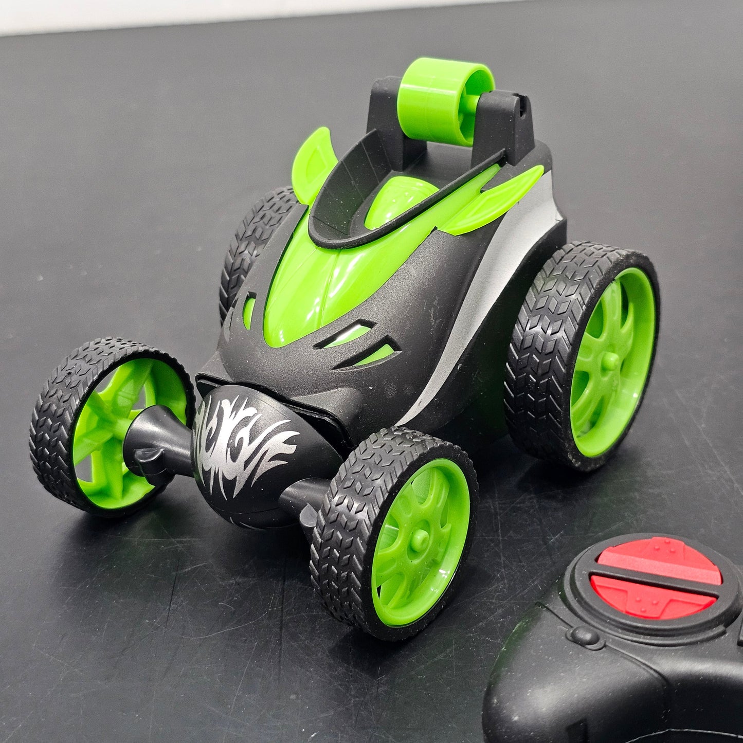 R.C. Stunt Car – 360° Spins, Flips & Remote Control Action | Golu Baby