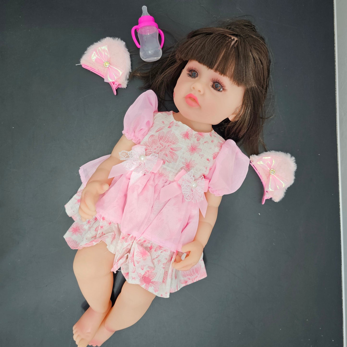 55cm Baby Silicone Doll – Lifelike Real Baby with Accessories | GoluBaby