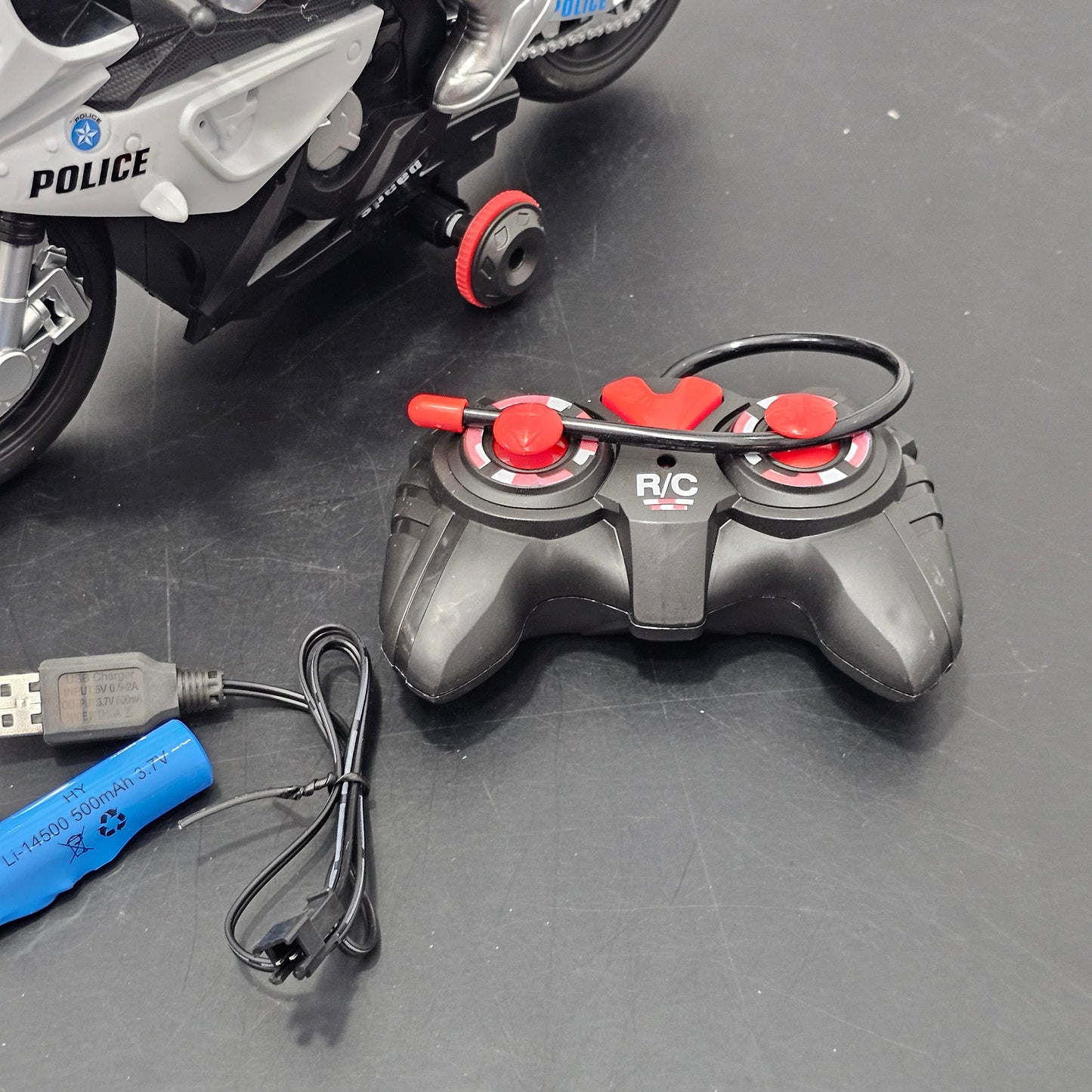 Police Moto Top Model 1:20 – Remote Control Motorcycle with 360° Spin, Lights & Sound | Golu Baby