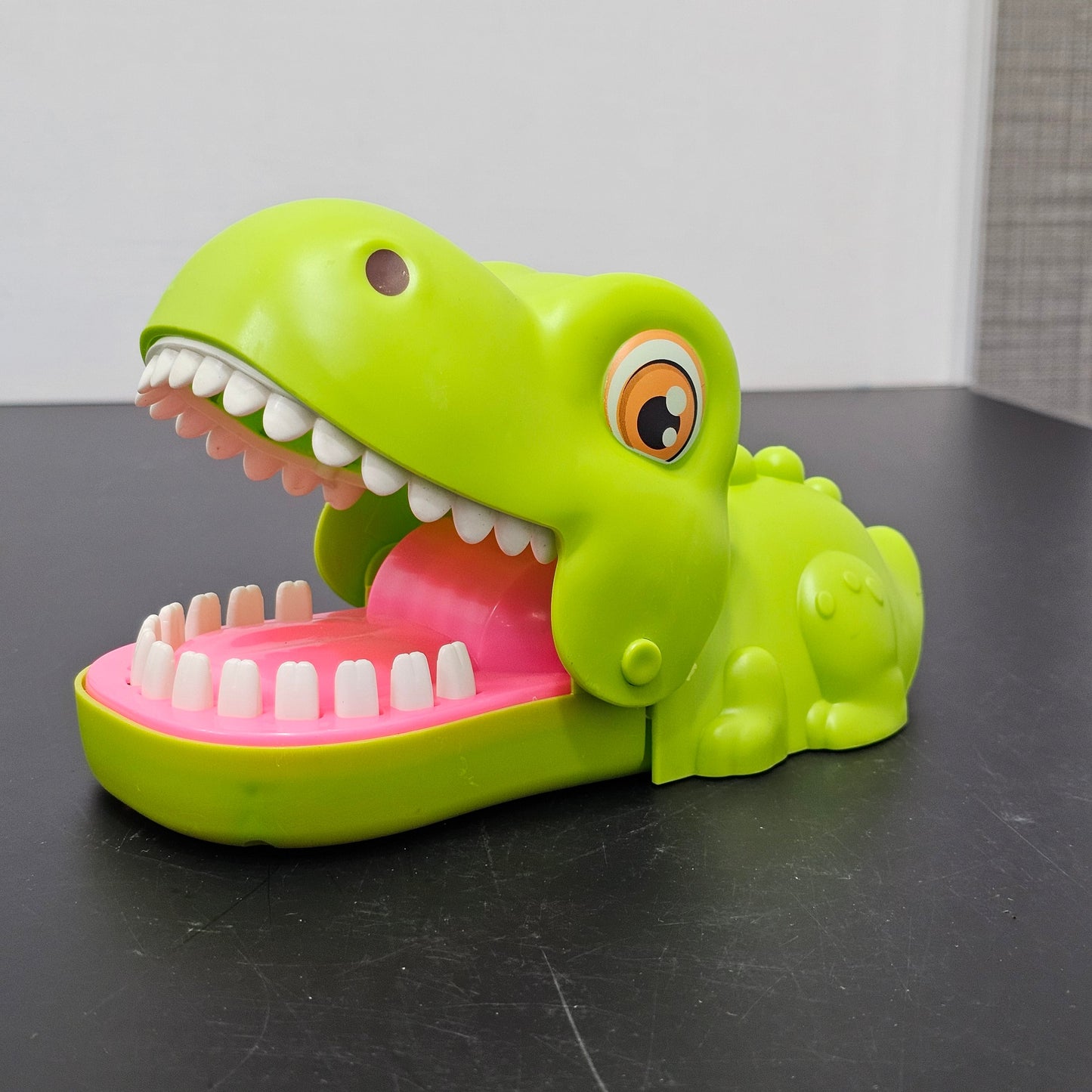 Dinosaur Bite Game – Fun Reaction Challenge for Kids | Golu Baby