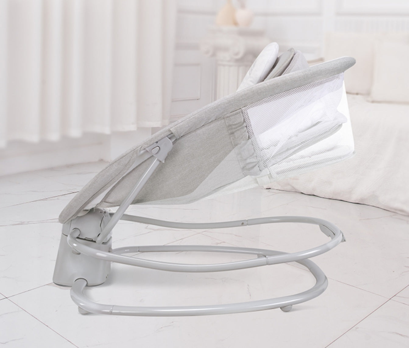MASTELA 4-in-1 Multi-Functional Fold-Up Bassinet | Golu Baby